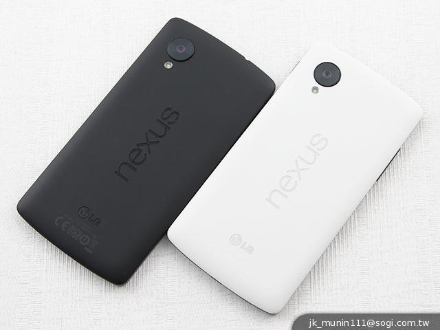 谷歌-Nexus-5-真机照