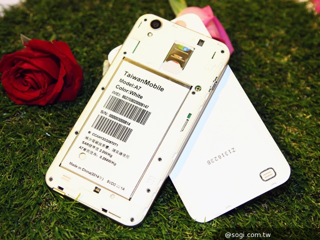 台哥大推TWM Amazing A5C、A6S、A7手機與P5平板低價搶市 台哥大推TWM Amazing A5C、A6S、A7手機與P5平板低價搶市