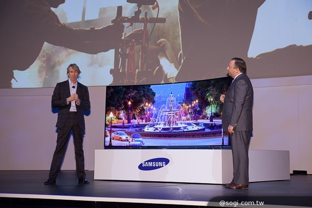 三星2014  CES全新曲面 UHD TV、名廚系列及最佳視覺與生產力平板