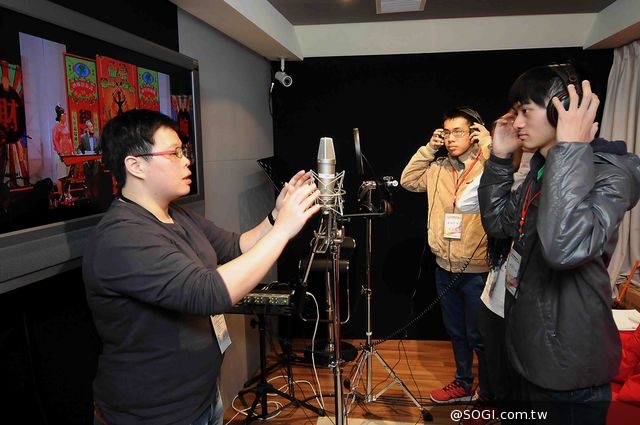 青少年手機拍片 數位編曲配音營隊 「總鋪師」換你來「掌」聲