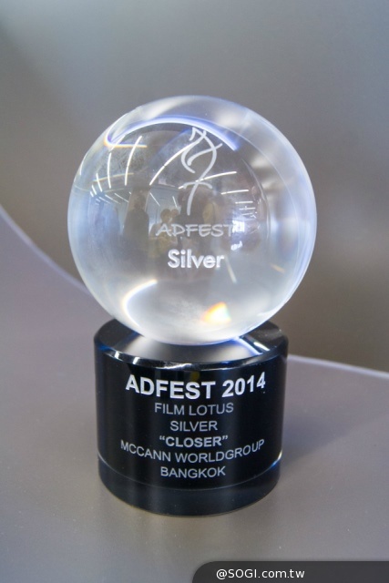 LINE泰國版電視廣告「Closer」贏得亞太廣告節銀獎 LINE泰國版電視廣告「Closer」贏得亞太廣告節銀獎