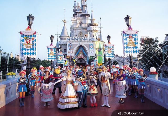 威寶送您浪漫到韓國 申辦599元以上資費 享免費機票追「星星」 威寶送您浪漫到韓國 申辦599元以上資費 享免費機票追「星星」