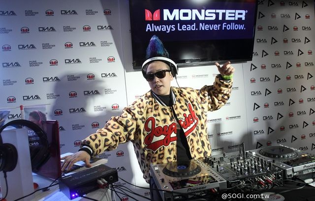 MONSTER春季新品 年度旗艦DNA Pro 防水防汗iSport新色發表