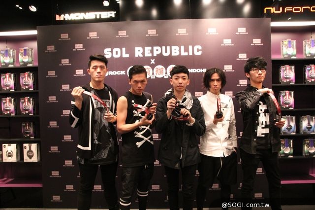 SOL REPUBLIC×搖滾辦桌聯名耳機開賣 一日店長嘴哥樂團 SOL REPUBLIC×搖滾辦桌聯名耳機開賣 一日店長嘴哥樂團