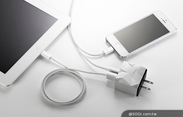 3C品味鑽石切工 Otisan Reflex 鋁合金雙USB充電器