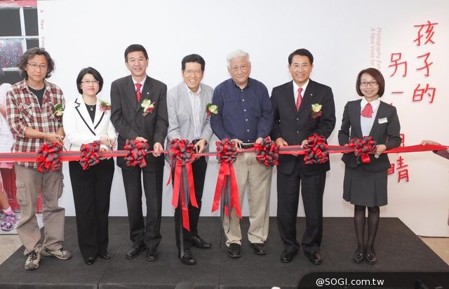 Canon落實影像公益 長期贊助「孩子的另一扇眼睛—校園攝影深耕課程」 Canon落實影像公益 長期贊助「孩子的另一扇眼睛—校園攝影深耕課程」