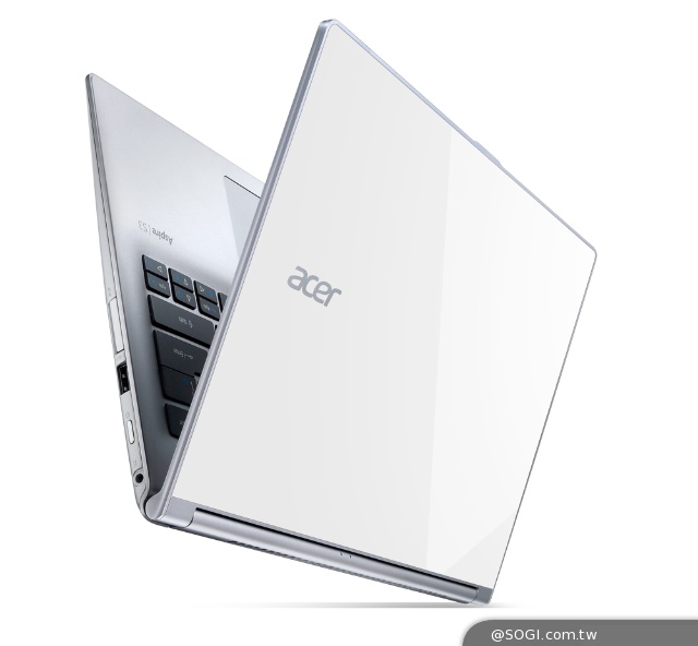 宏碁春電展白色時尚風潮 筆電、Ultrabook、平板、AIO及螢幕