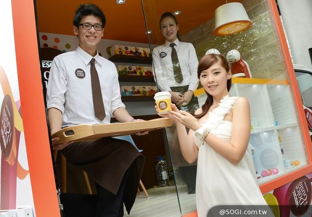 雀巢膠囊咖啡機NESCAFÉ Dolce Gusto MINI ME 時尚有型 五千有找 雀巢膠囊咖啡機NESCAFÉ Dolce Gusto MINI ME 時尚有型 五千有找