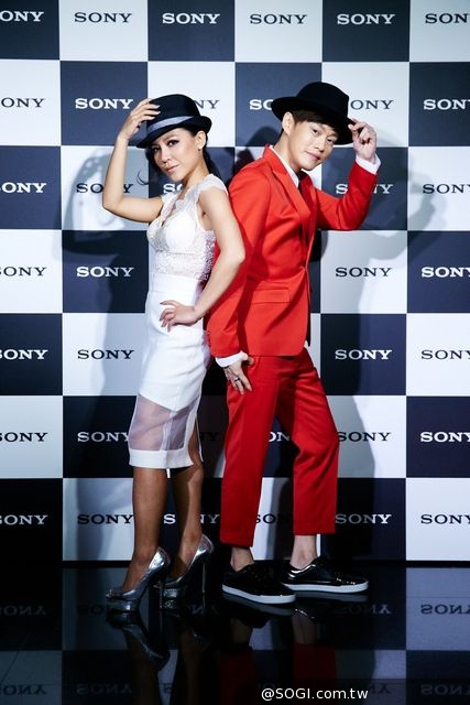 Sony獨家搶先下載《超脫XSCAPE》Michael Jackson 全新傳奇 Sony獨家搶先下載《超脫XSCAPE》Michael Jackson 全新傳奇