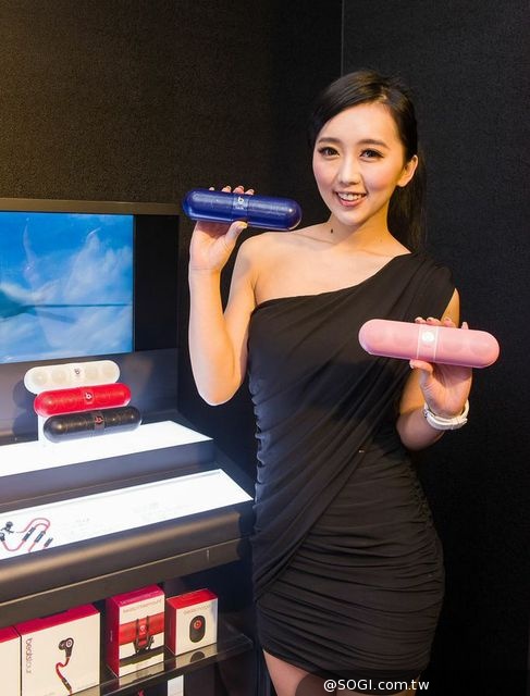 Beats by Dr. Dre 輕盈躍入無線家族 四大隨身音樂神器登場