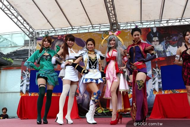 《三國名將Online》百變甜心吳怡霈化身姜維驚豔全場 《三國名將Online》百變甜心吳怡霈化身姜維驚豔全場