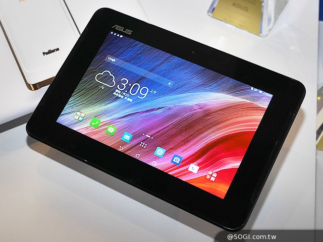高階新機ASUS PadFone S搶先動手玩 7月上市【Computex 2014】 高階新機ASUS PadFone S搶先動手玩 7月上市【Computex 2014】