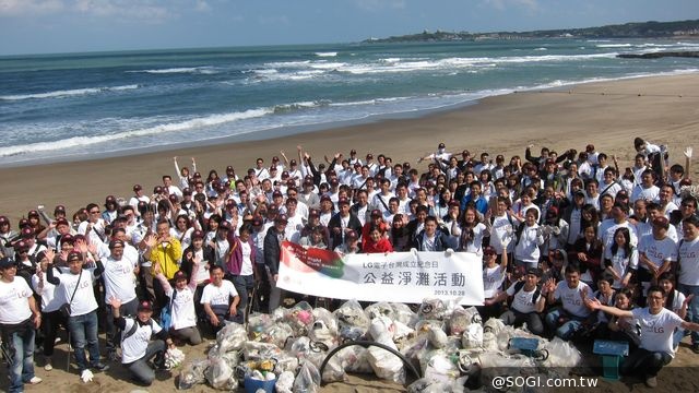 LG「全球志工日」展現企業精神響應環保活動 LG「全球志工日」展現企業精神響應環保活動