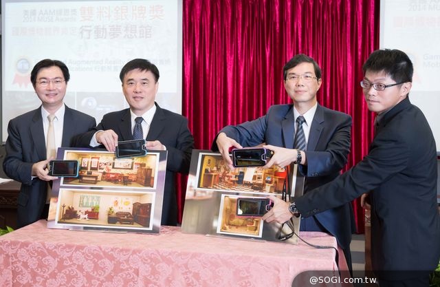 華碩PadFone Infinity化身「行動@夢想館」獲繆思獎雙料銀牌獎