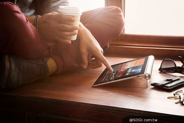 Yoga Tablet三種使用模式及18小時電池續航力 一起無時差瘋世足 Yoga Tablet三種使用模式及18小時電池續航力 一起無時差瘋世足