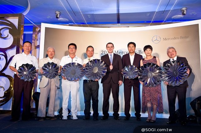「2014 Mercedes-Benz揮桿行善國際高爾夫球賽」璀璨落幕 「2014 Mercedes-Benz揮桿行善國際高爾夫球賽」璀璨落幕