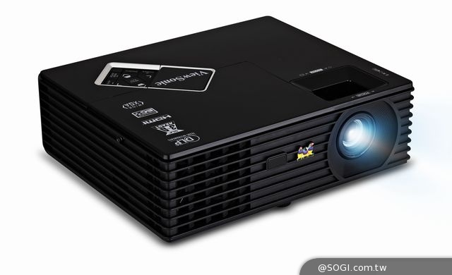 瘋世足再加碼 ViewSonic高畫質投影機 全面優惠 最低二萬元有找