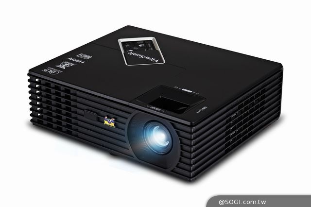 瘋世足再加碼 ViewSonic高畫質投影機 全面優惠 最低二萬元有找