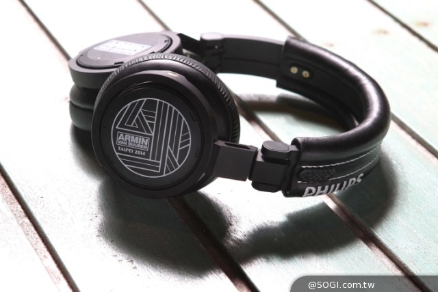 電音天神降臨 飛利浦與Armin首支聯名DJ專業耳機A5-PRO震撼襲台 電音天神降臨 飛利浦與Armin首支聯名DJ專業耳機A5-PRO震撼襲台