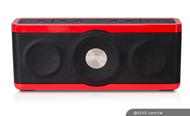 TDK Life on Record夏季新品輕巧炫麗登場「螢」接烈日豔陽天