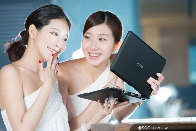 華碩多媒體展超人氣ZenFone 4 A450 4.5吋版 搶攻父親節最佳獻禮