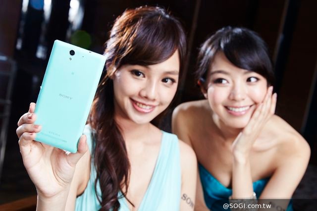 自拍我最型 4G全頻終極自拍神器Xperia C3時尚登台 自拍我最型 4G全頻終極自拍神器Xperia C3時尚登台