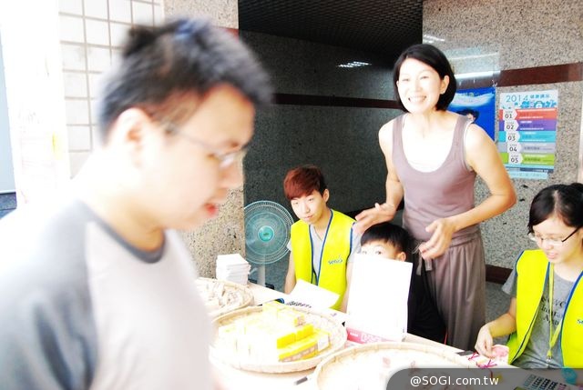 熱血祝福,幸福有餘「2014神腦捐血ㄗㄠˋ愛心」 熱血祝福,幸福有餘「2014神腦捐血ㄗㄠˋ愛心」