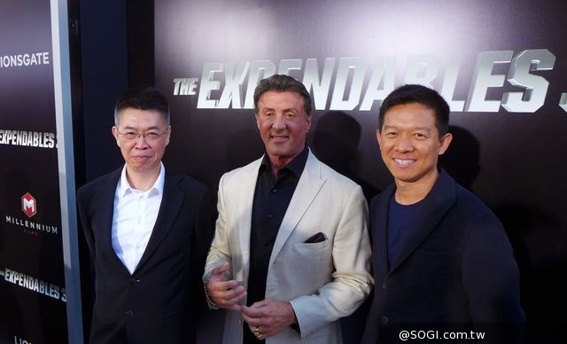 賈躍亭參加《敢死隊3》首映禮 首提樂視生態「北洛矽」線 賈躍亭參加《敢死隊3》首映禮 首提樂視生態「北洛矽」線