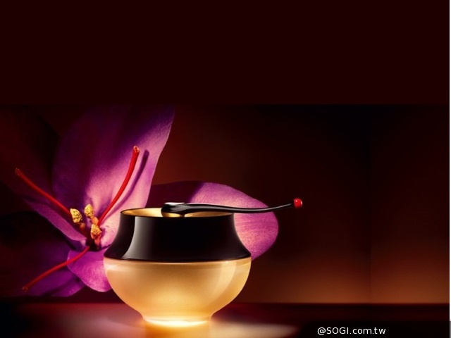 YSL OR ROUGE金緻奢華賦活系列 成就金色奢華青春傳奇 YSL OR ROUGE金緻奢華賦活系列 成就金色奢華青春傳奇
