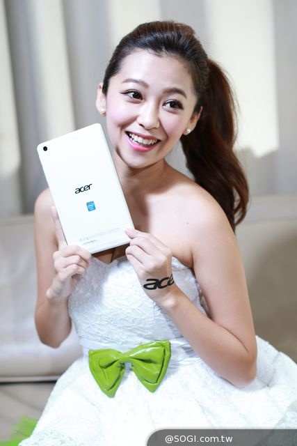 Acer開學季 為學子省荷包 買Aspire Switch10 送64GB SD卡