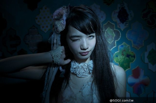 《渴望》新世代蛇蠍美人小松菜奈 率閨蜜告白六男 《渴望》新世代蛇蠍美人小松菜奈 率閨蜜告白六男