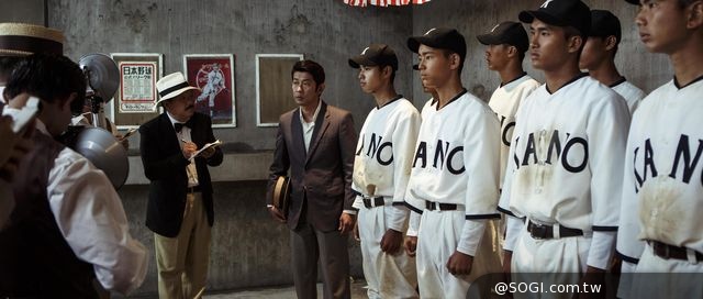 永瀨正敏下週抵台助陣《KANO》安可上映 攝影集、座談會搶購一空 永瀨正敏下週抵台助陣《KANO》安可上映 攝影集、座談會搶購一空