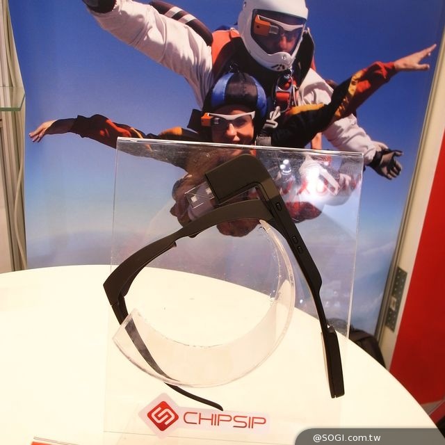 IFA 2014「SiME智慧眼鏡」以智慧化資訊導覽服務 擴增視覺體驗 IFA 2014「SiME智慧眼鏡」以智慧化資訊導覽服務 擴增視覺體驗
