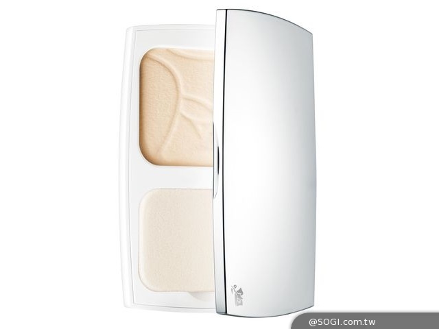 LANCÔME首創玫瑰水粉底- 全新水感奇蹟底妝 LANCÔME首創玫瑰水粉底- 全新水感奇蹟底妝