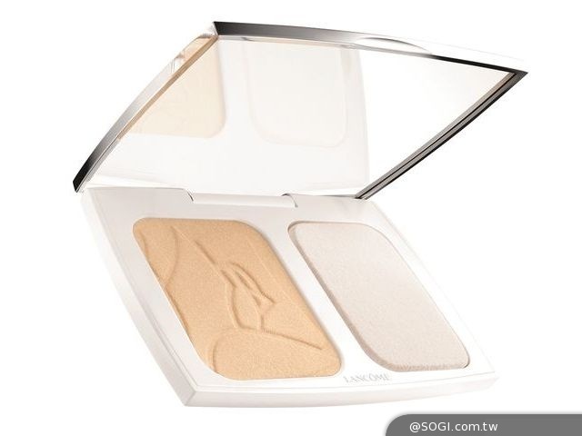 LANCÔME首創玫瑰水粉底- 全新水感奇蹟底妝 LANCÔME首創玫瑰水粉底- 全新水感奇蹟底妝