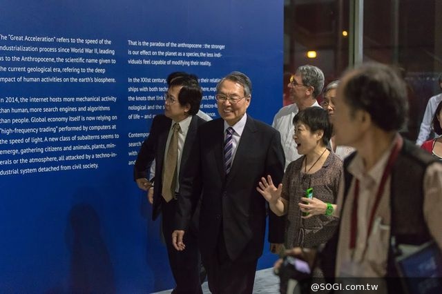 宏碁支持藝術活動 成為2014台北美術館雙年展 指定用投影機廠商 宏碁支持藝術活動 成為2014台北美術館雙年展 指定用投影機廠商