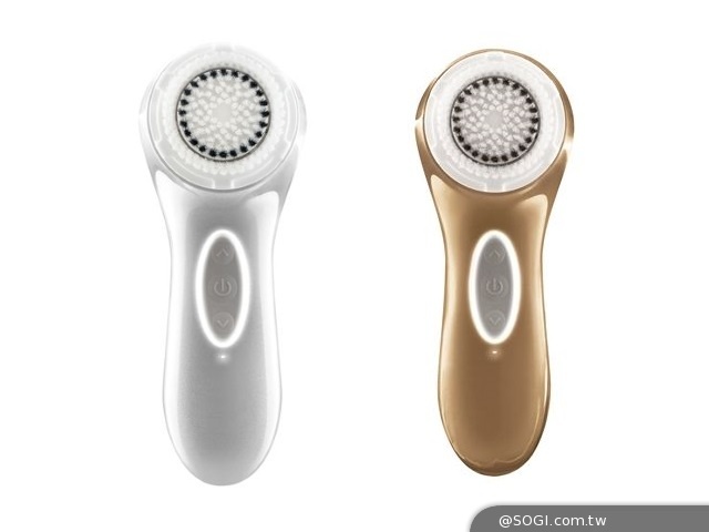 Clarisonic 科萊麗洗臉時尚 台灣搶先限量首賣摩登金、時尚銀 Clarisonic 科萊麗洗臉時尚 台灣搶先限量首賣摩登金、時尚銀
