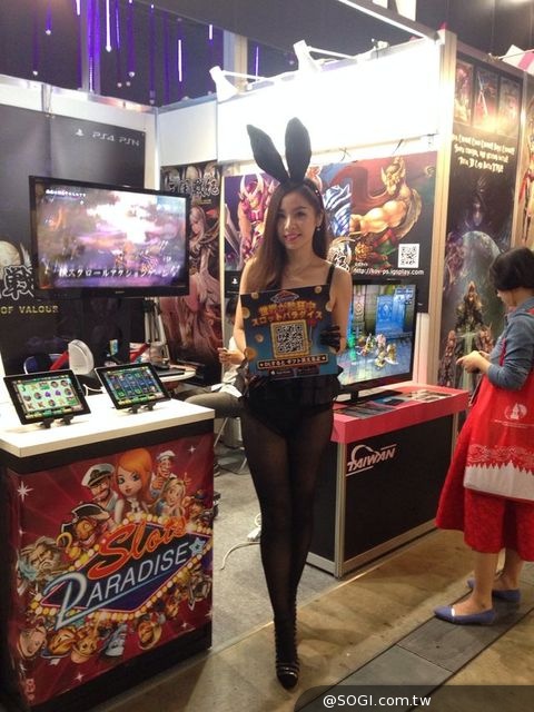 《炫轉樂園Slots Paradise》東京電玩展發現兔女郎