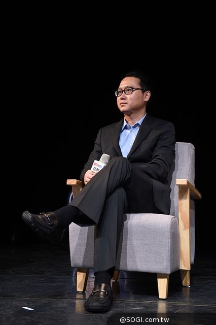 iPhone6和夢想哪個重要《侶行》臺灣政治大學分享環球感悟 iPhone6和夢想哪個重要《侶行》臺灣政治大學分享環球感悟