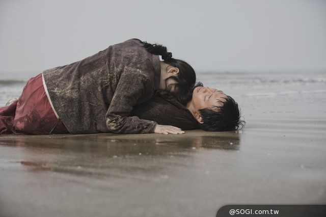 《海霧》朴有天大銀幕處女秀初吻床戲大放送 為愛不惜犧牲生命 《海霧》朴有天大銀幕處女秀初吻床戲大放送 為愛不惜犧牲生命