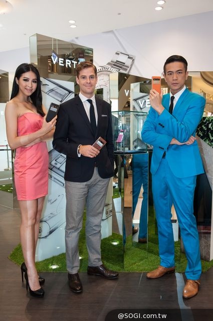 VERTU隆重呈獻全新ASTER系列手機 享譽時尚魅力英國工藝傑作