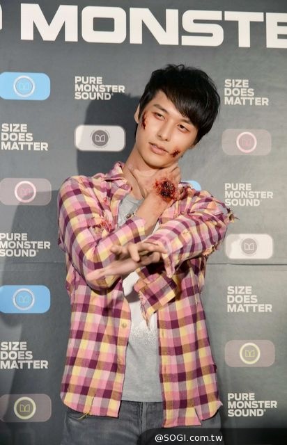 「一日店長嚴爵× MONSTER魔聲耳機」全球最小防水藍牙喇叭限定版登場