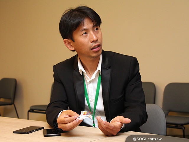 水滴显微镜问世!让手机也能成为移动显微镜 Steve-Lee
