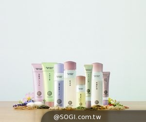 「朵茉麗蔻」給熟齡肌膚緊緻潤澤的美麗奇蹟 「朵茉麗蔻」給熟齡肌膚緊緻潤澤的美麗奇蹟