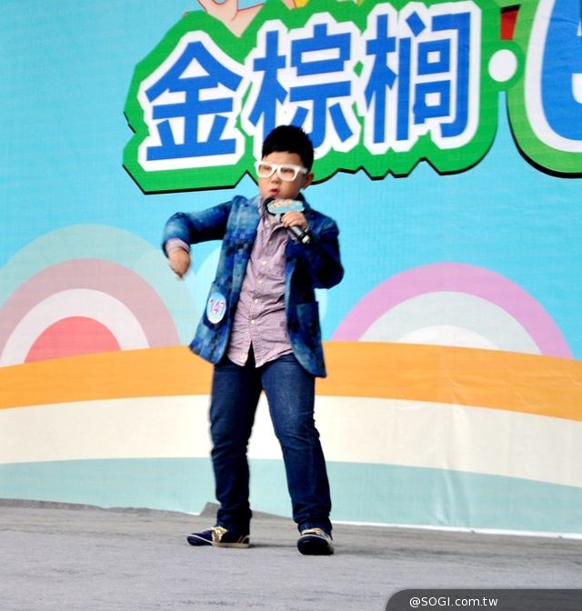 爽樂坊家族激情獻唱「周蕙 天水歌友會」 爽樂坊家族激情獻唱「周蕙 天水歌友會」