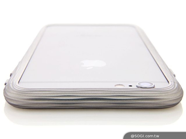 全球最貴USD2,000元iPhone 6保護殼 現身亞果元素資訊月攤位