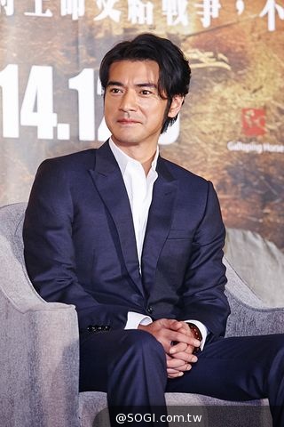 《太平輪:亂世浮生》記者會揭密拍攝甘苦 吳導夫人獻喜慶紅龜粿 《太平輪:亂世浮生》記者會揭密拍攝甘苦 吳導夫人獻喜慶紅龜粿