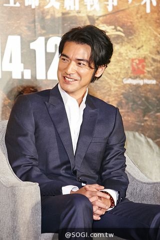 《太平輪:亂世浮生》記者會揭密拍攝甘苦 吳導夫人獻喜慶紅龜粿 《太平輪:亂世浮生》記者會揭密拍攝甘苦 吳導夫人獻喜慶紅龜粿