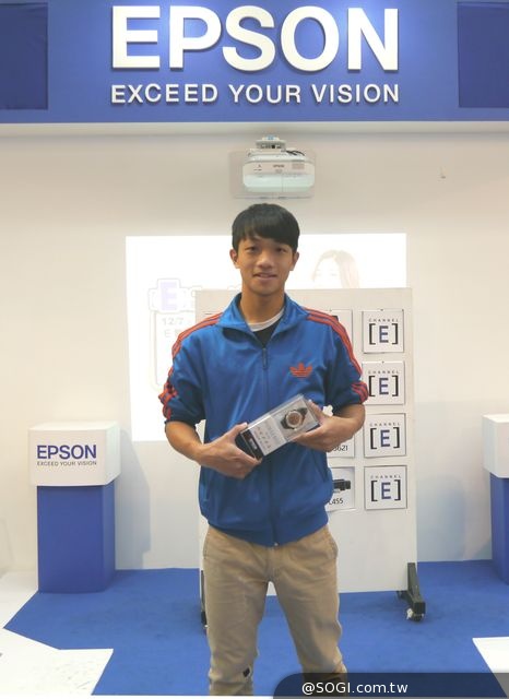 Epson資訊月強力出擊!Runsense路跑教練0元「戴」回家 Epson資訊月強力出擊!Runsense路跑教練0元「戴」回家