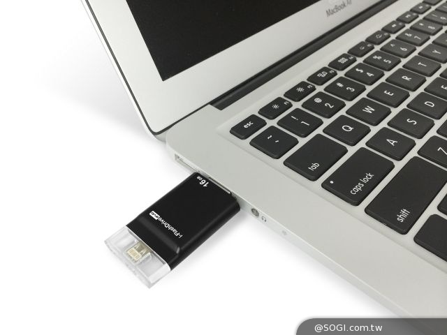 首創Apple認證「i-FlashDrive雙頭龍」最新EVO升級版極速上市